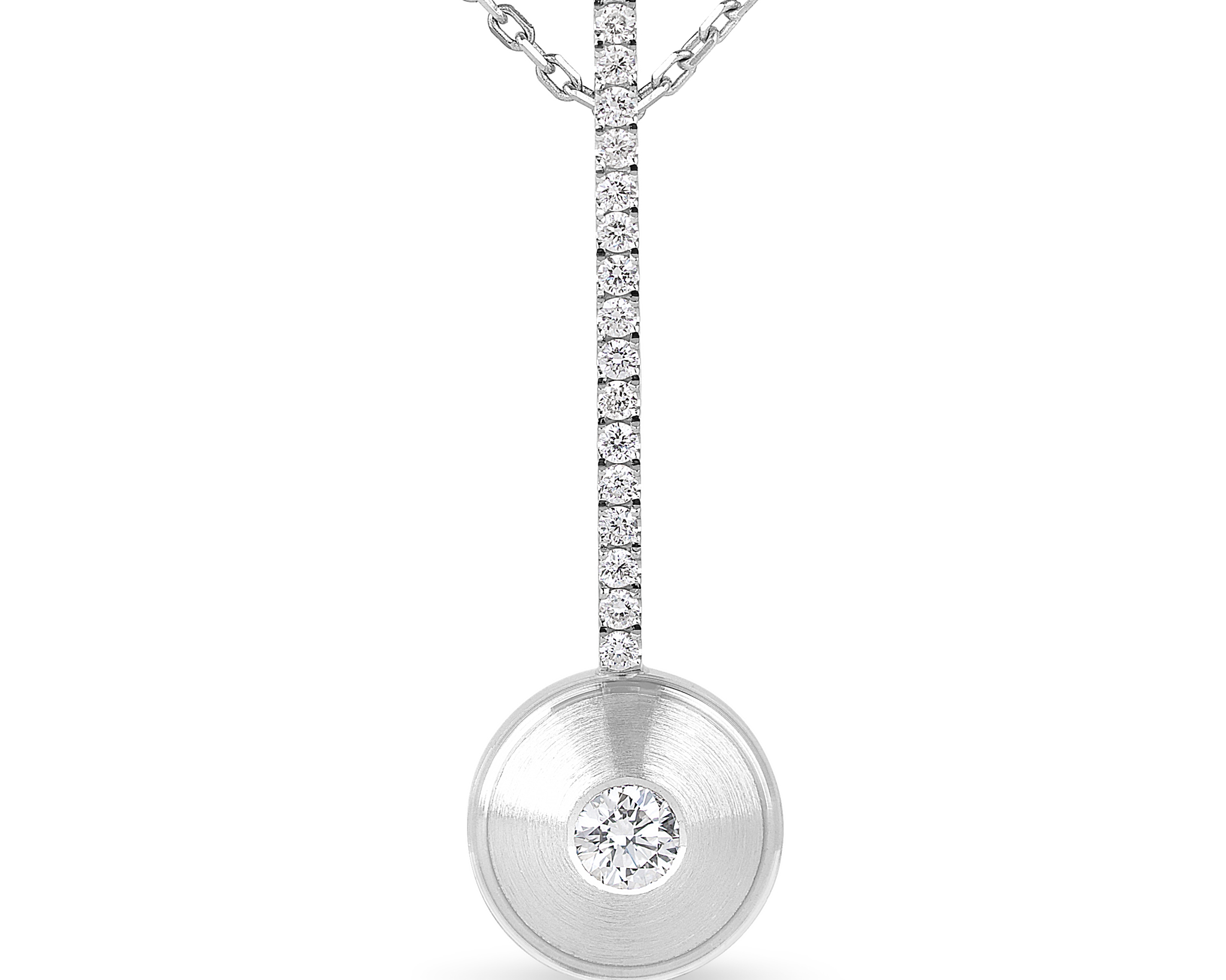 pakabukas su deimantu