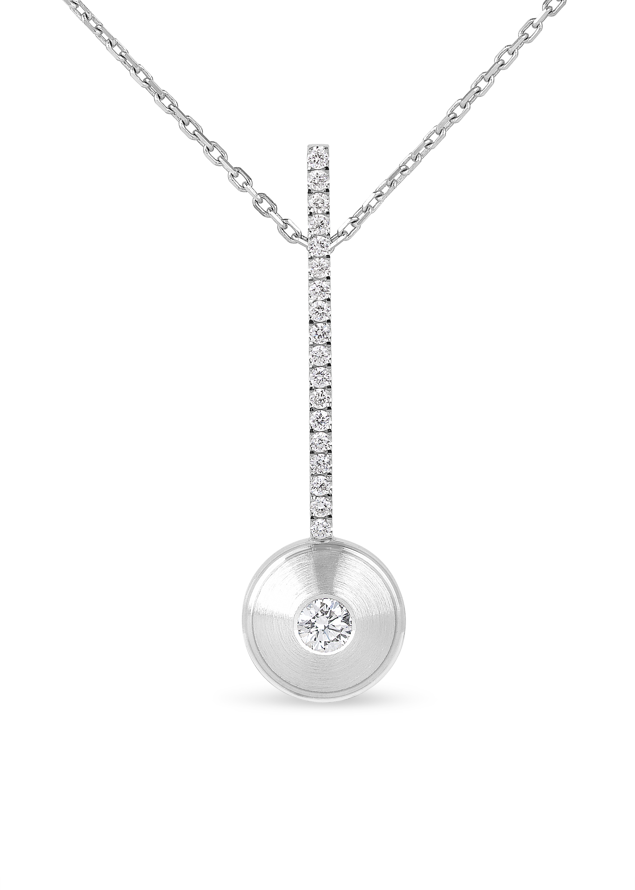 pakabukas su deimantu